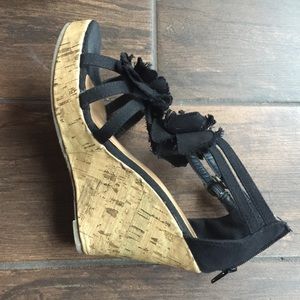 2/$25💙Wedges [US6]